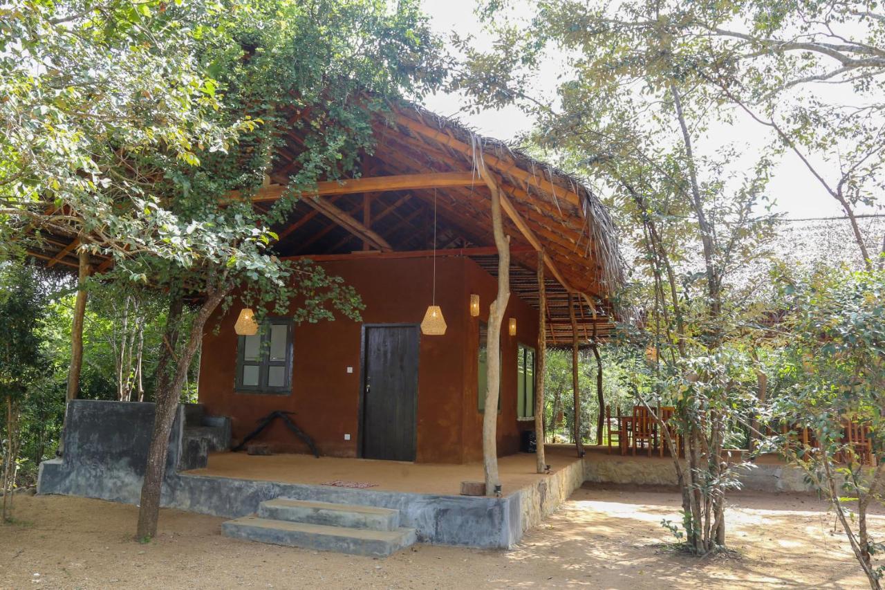 Sky Forest Habarana Exterior photo